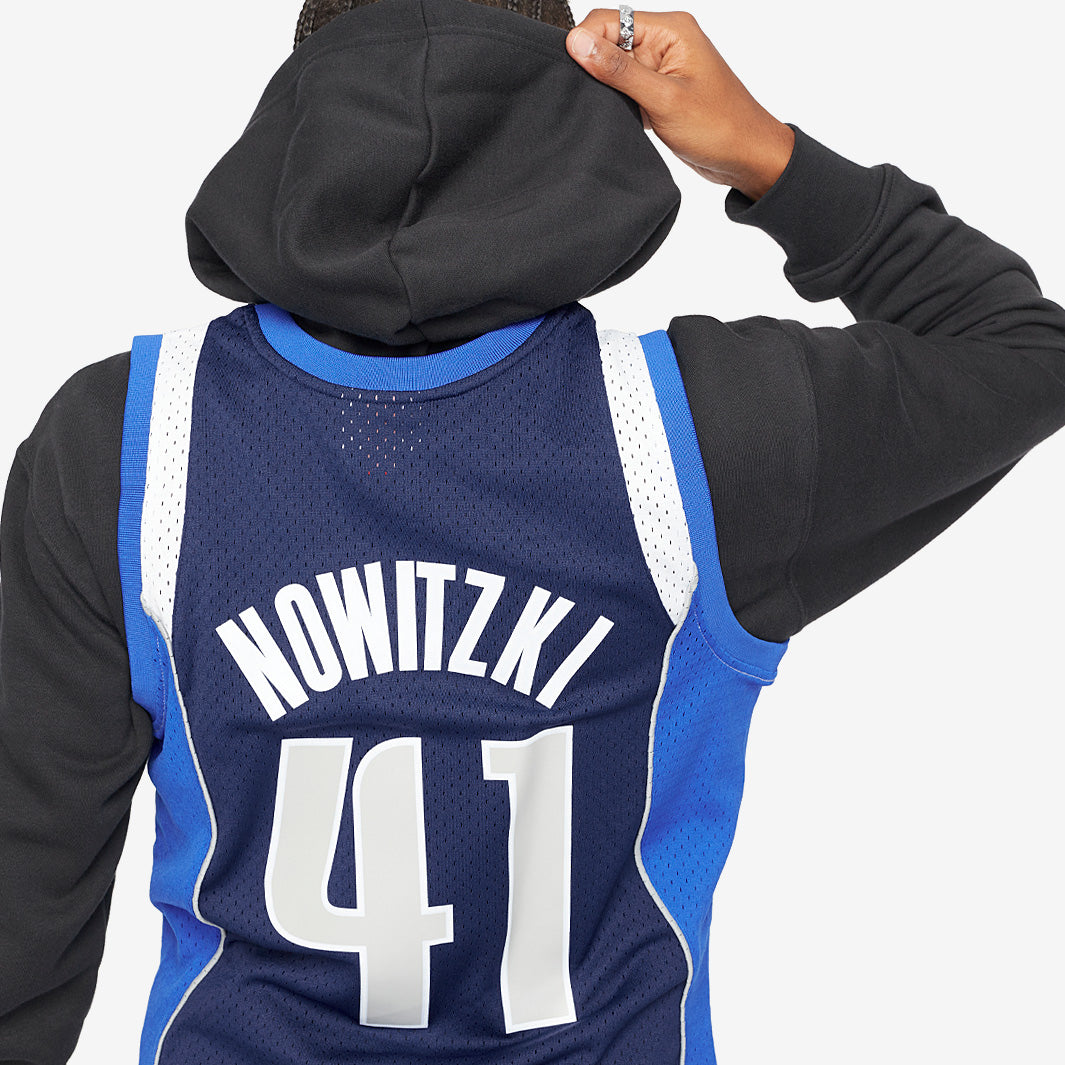 2011 Dirk Nowitzki Swingman Jersey