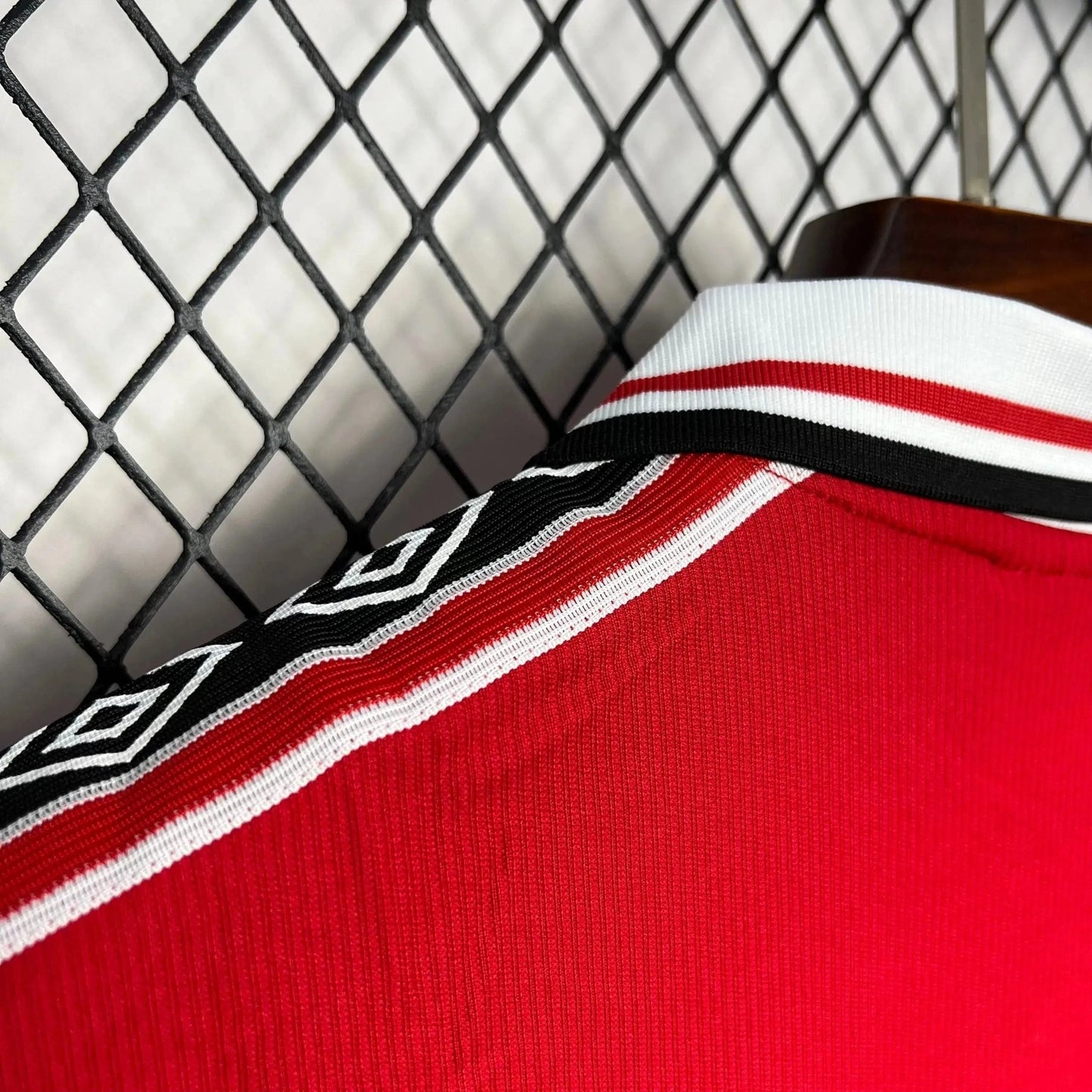 Retro Home 1998/99 Shirt