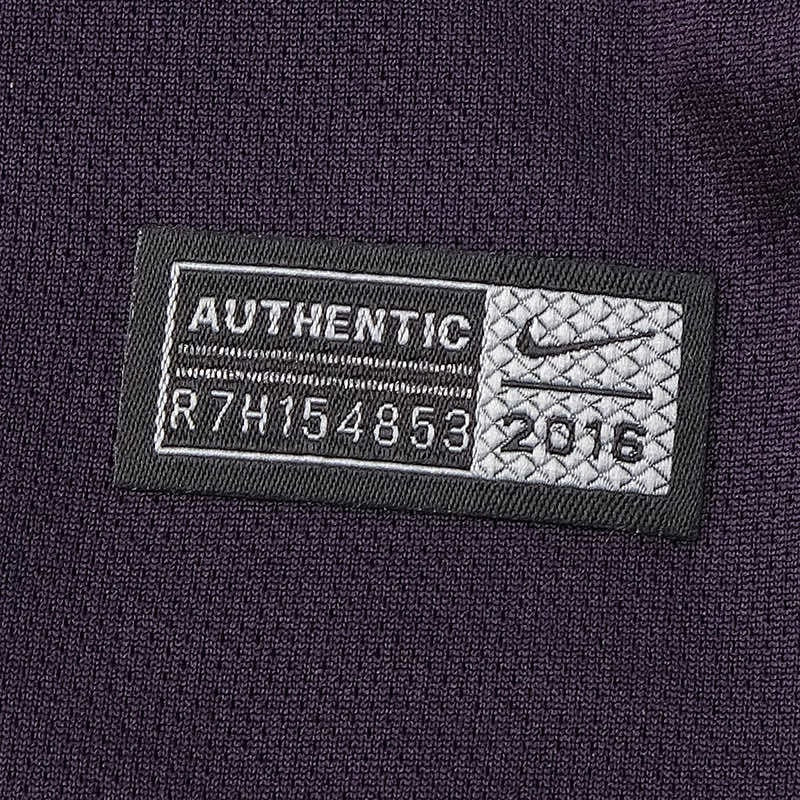 Retro Away 2016/17 Shirt