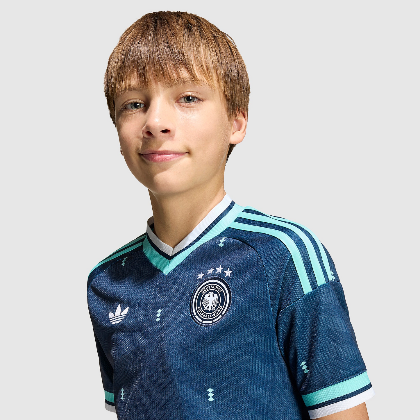 Away 26/27 Kids Shirt Kit