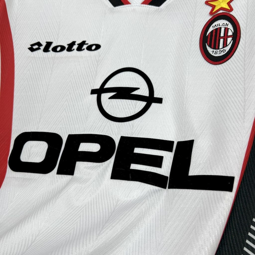 Retro Away 1997/98 Shirt
