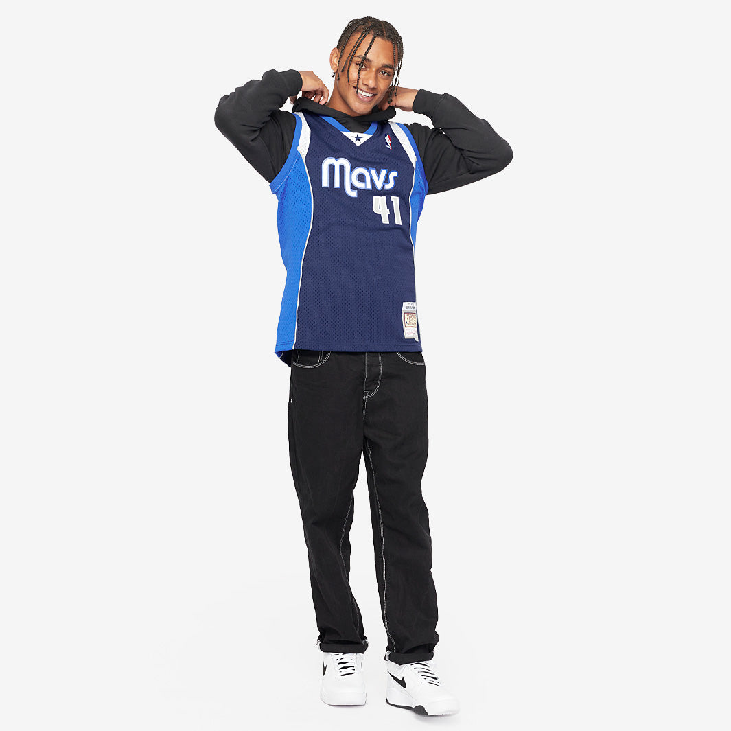 2011 Dirk Nowitzki Swingman Jersey