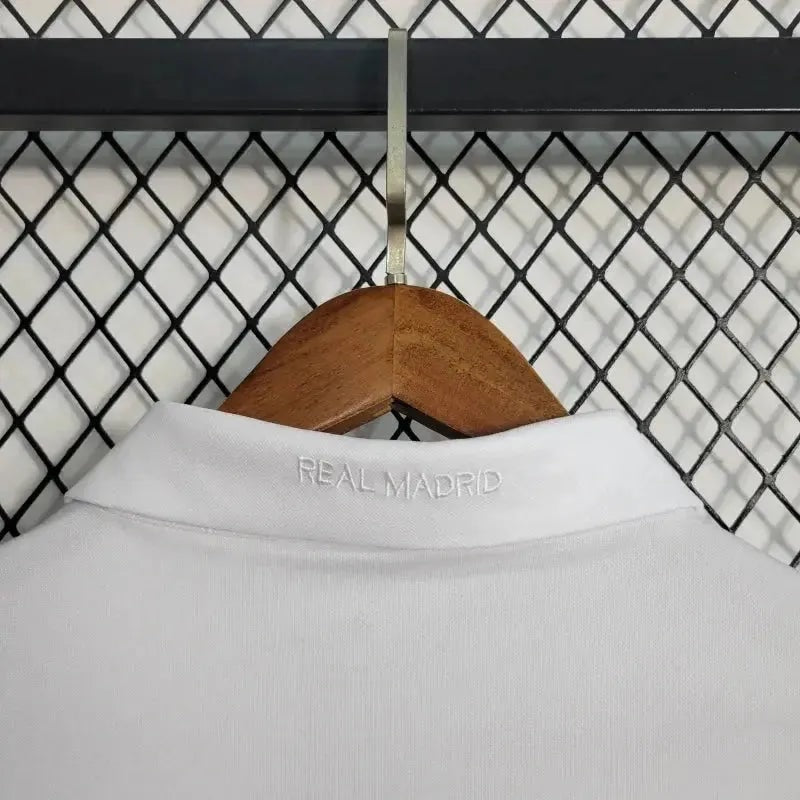 Main 2016/17 Retro Long Sleeve Shirt
