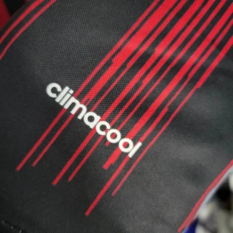 Retro Home 2016/17 Shirt