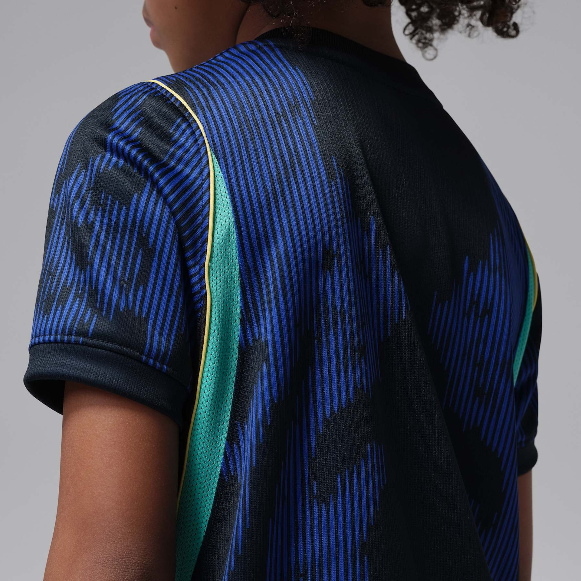 Away 26/27 Kids Shirt Kit