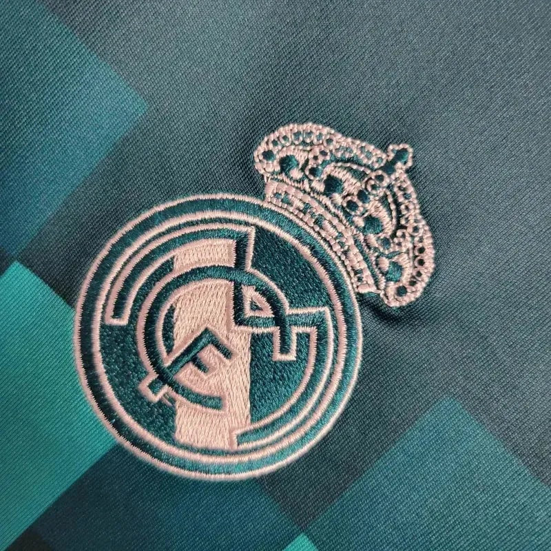 Retro 2017/18 Long Sleeve Shirt