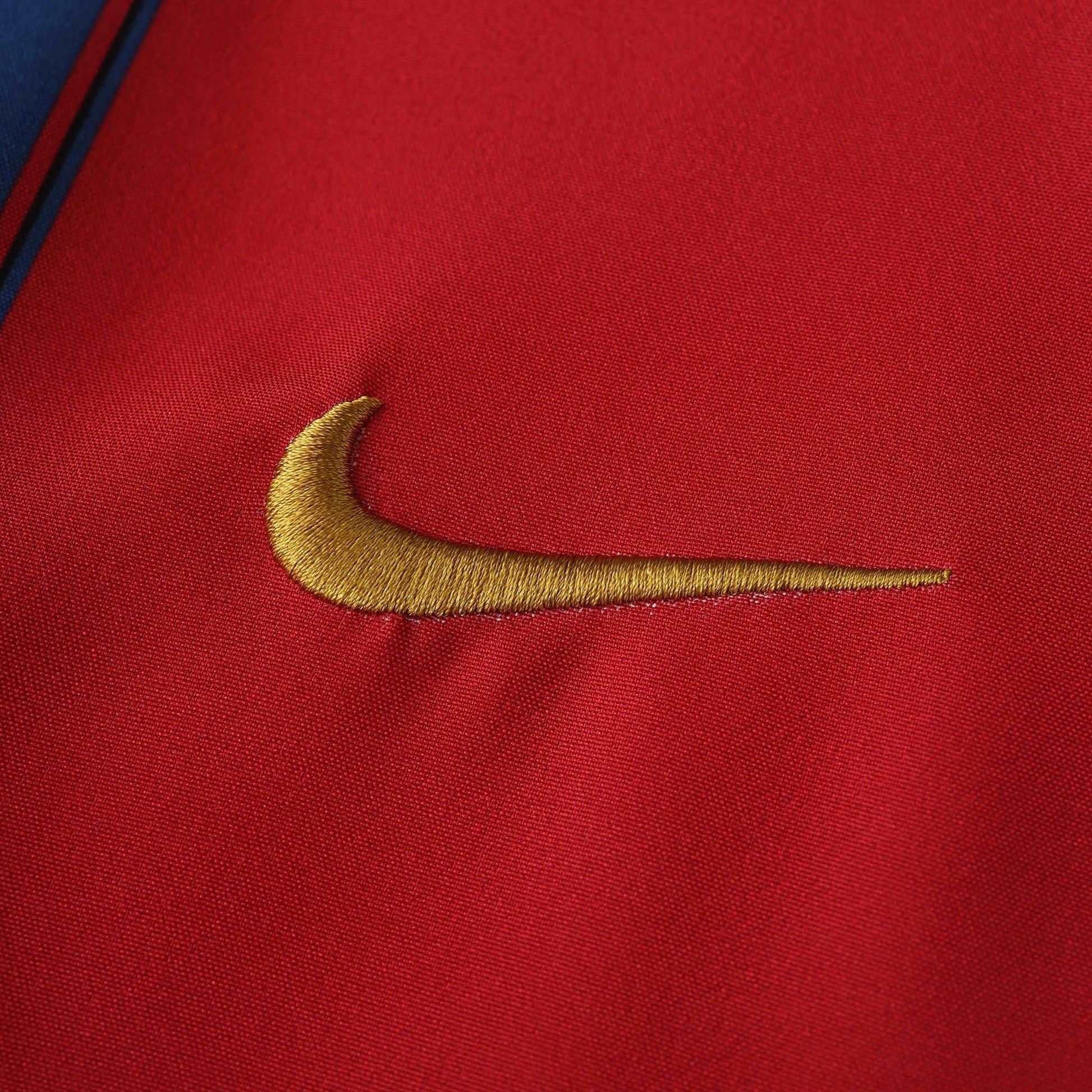 Retro Home 2003/04 Shirt