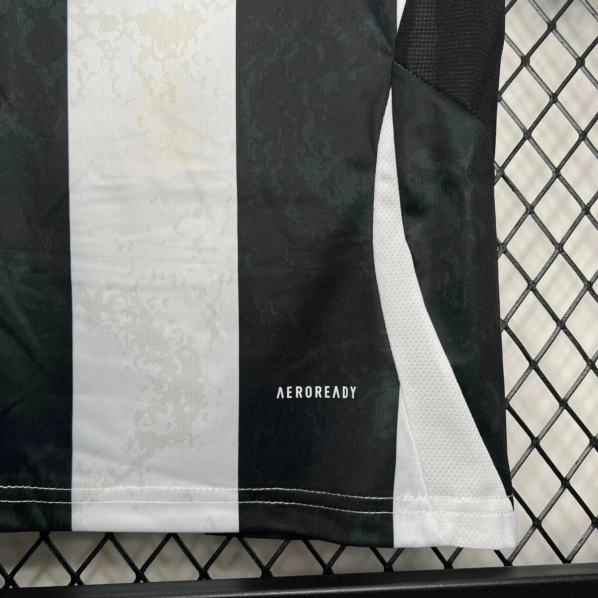 Home 24/25 Kids Shirt Kit