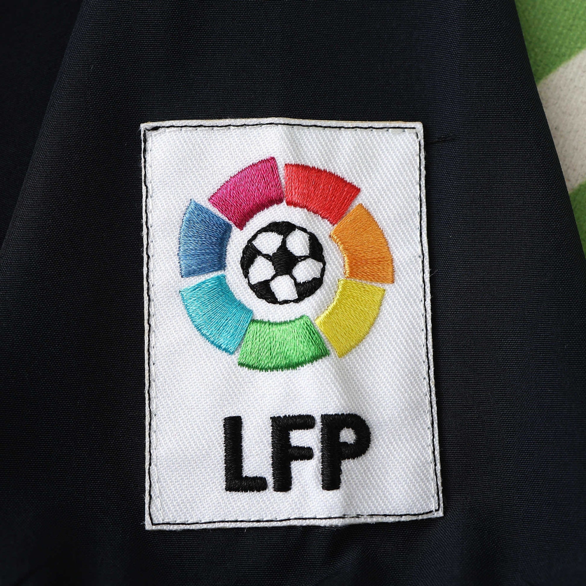 Retro Home 2003/04 Shirt