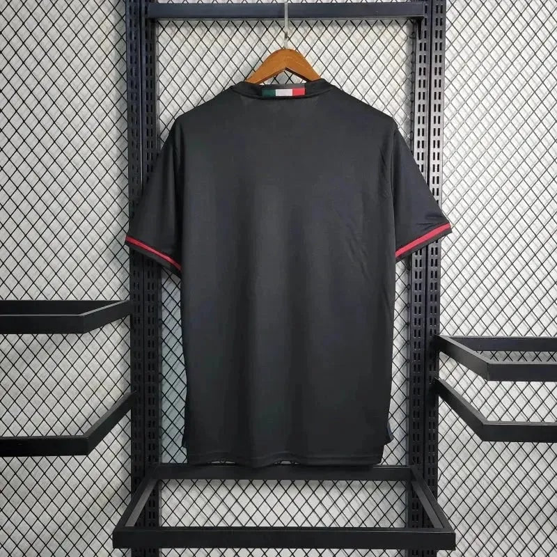 Retro Home 2016/17 Shirt