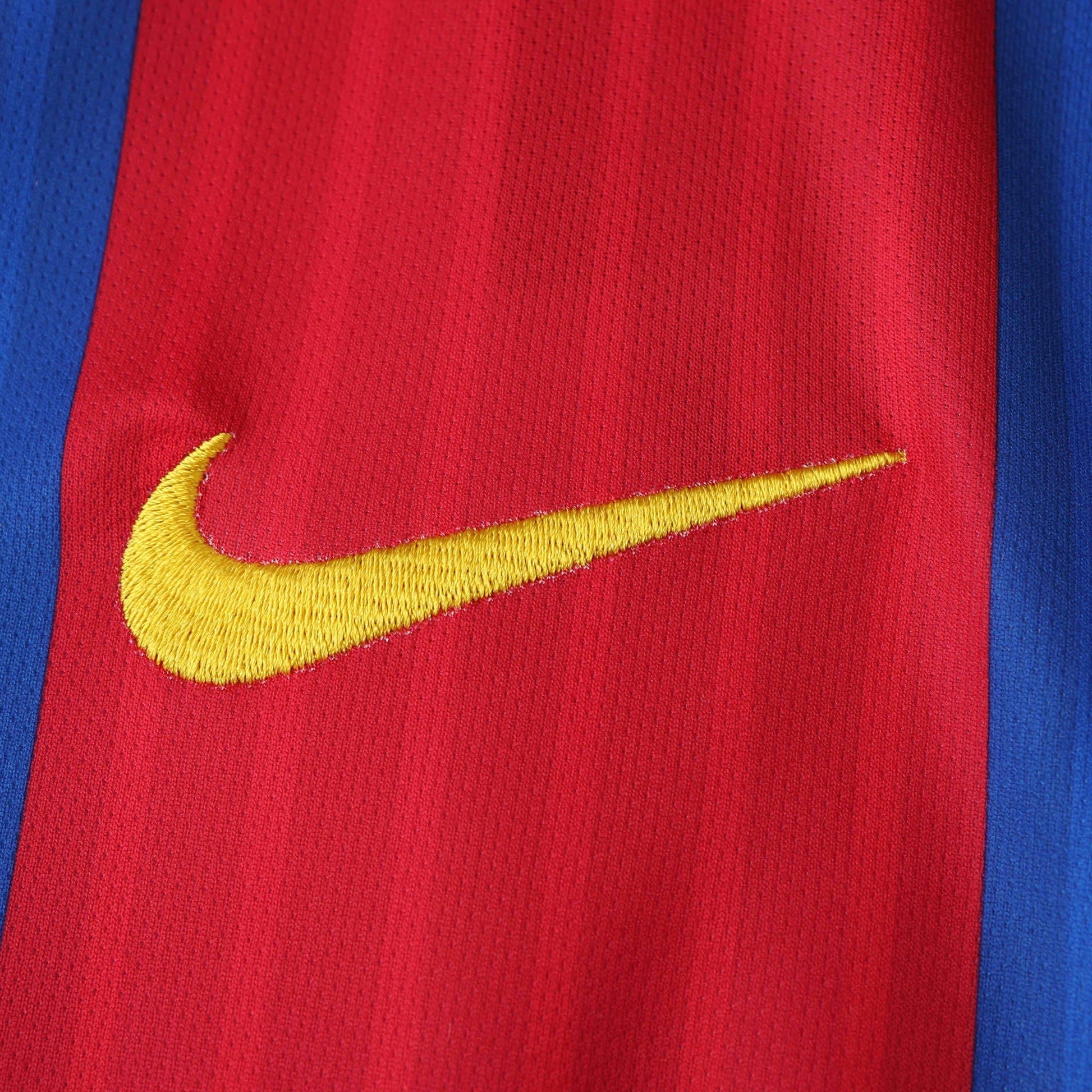 Retro Home 2016/17 Shirt