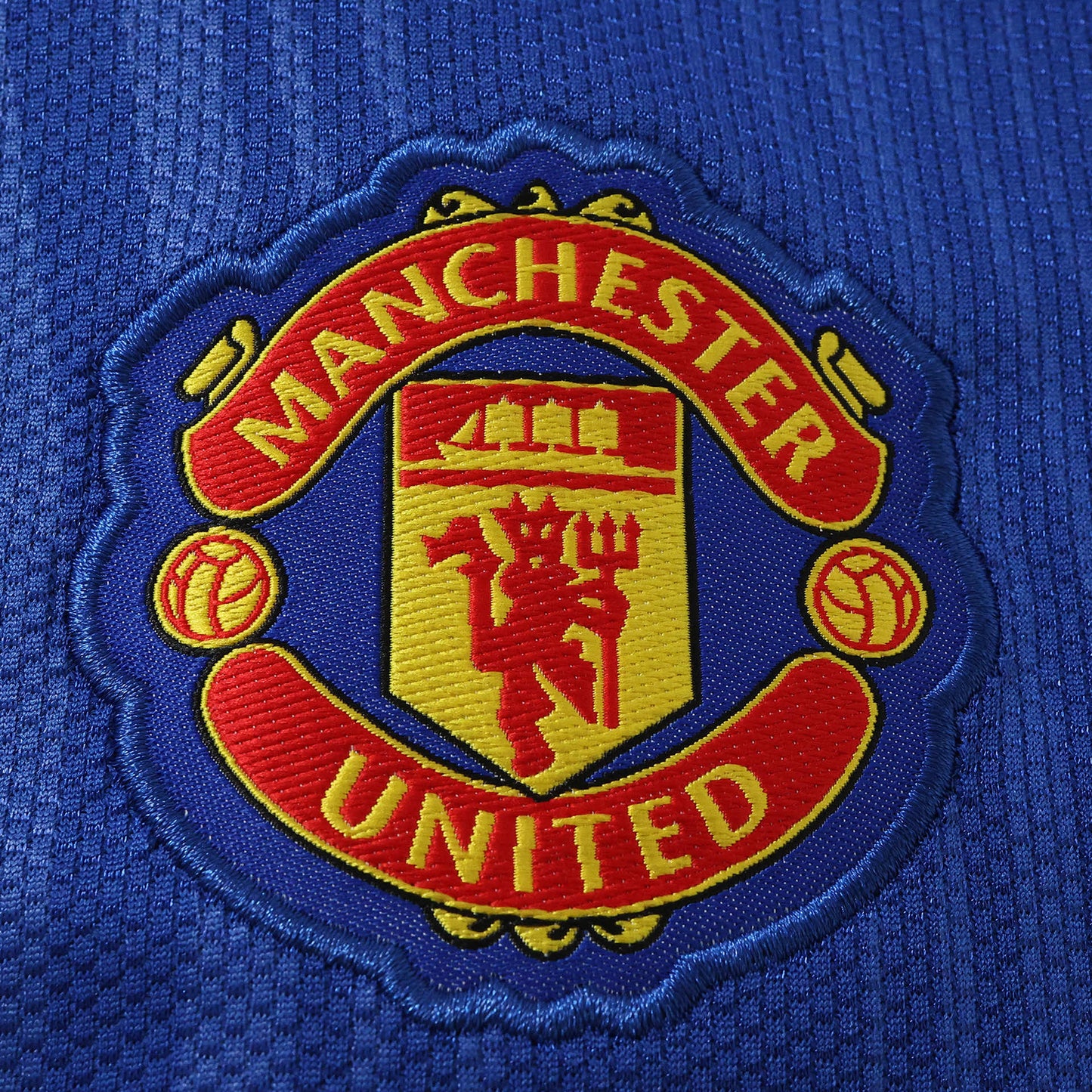 Away 26/27 Men’s Long Sleeve Shirt