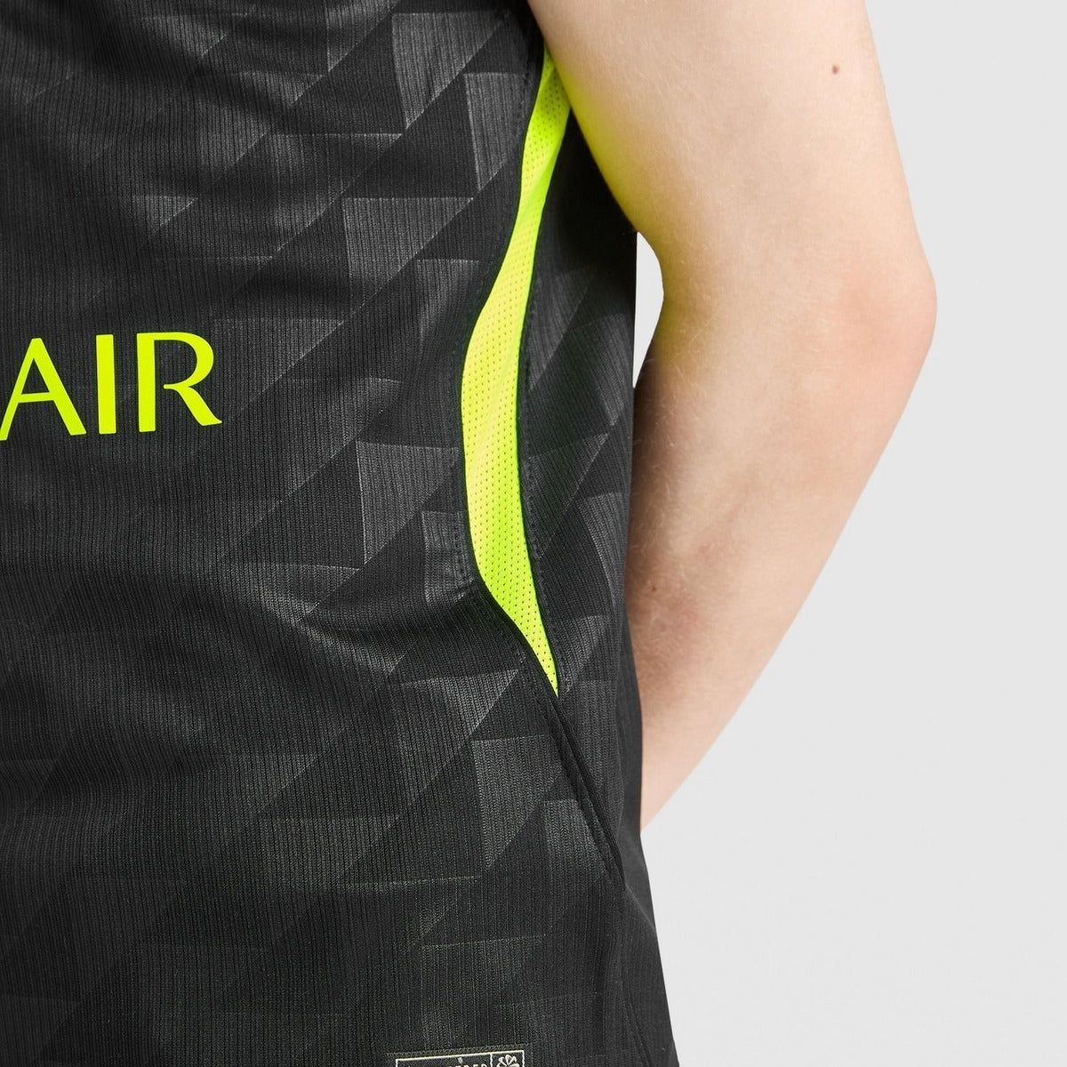 Away 26/27 Kids Shirt Kit