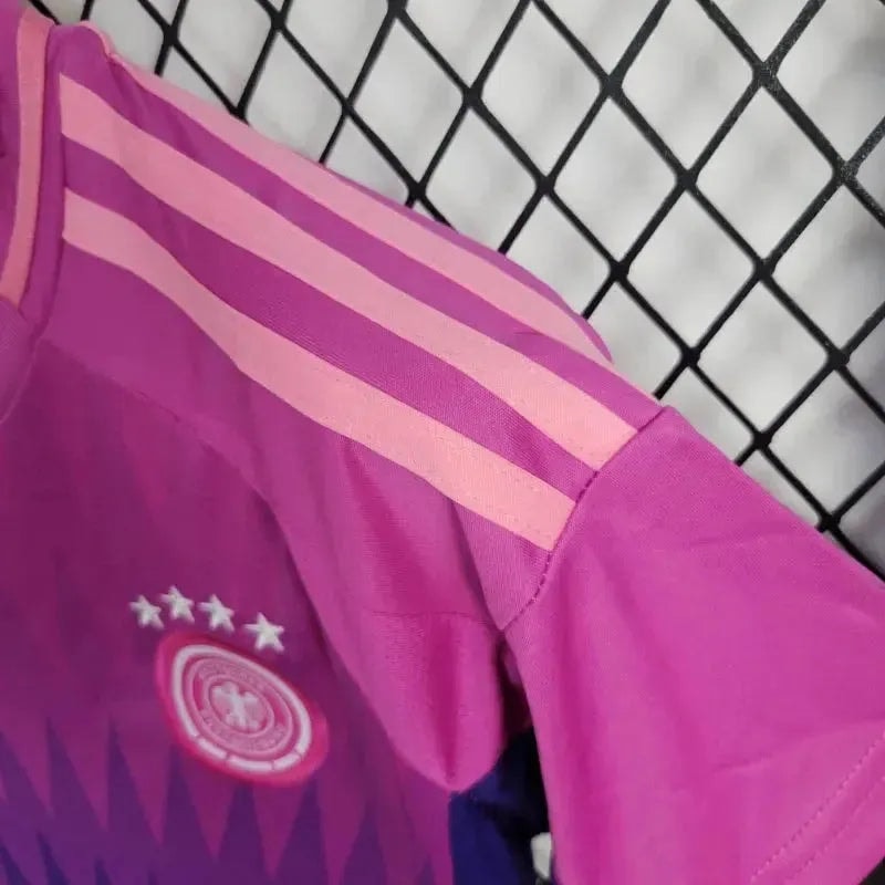 Away 24/25 Kids Shirt Kit