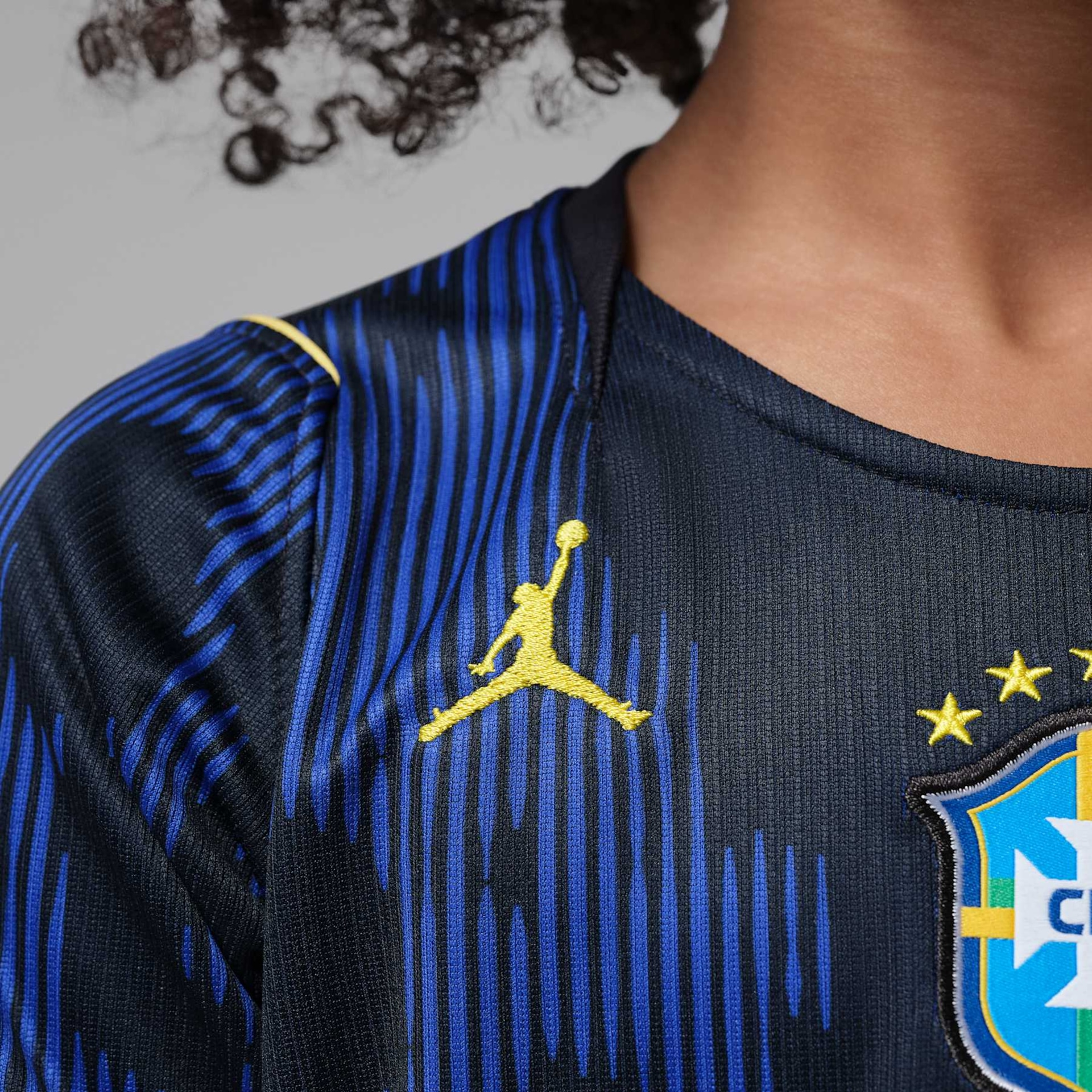 Away 26/27 Kids Shirt Kit