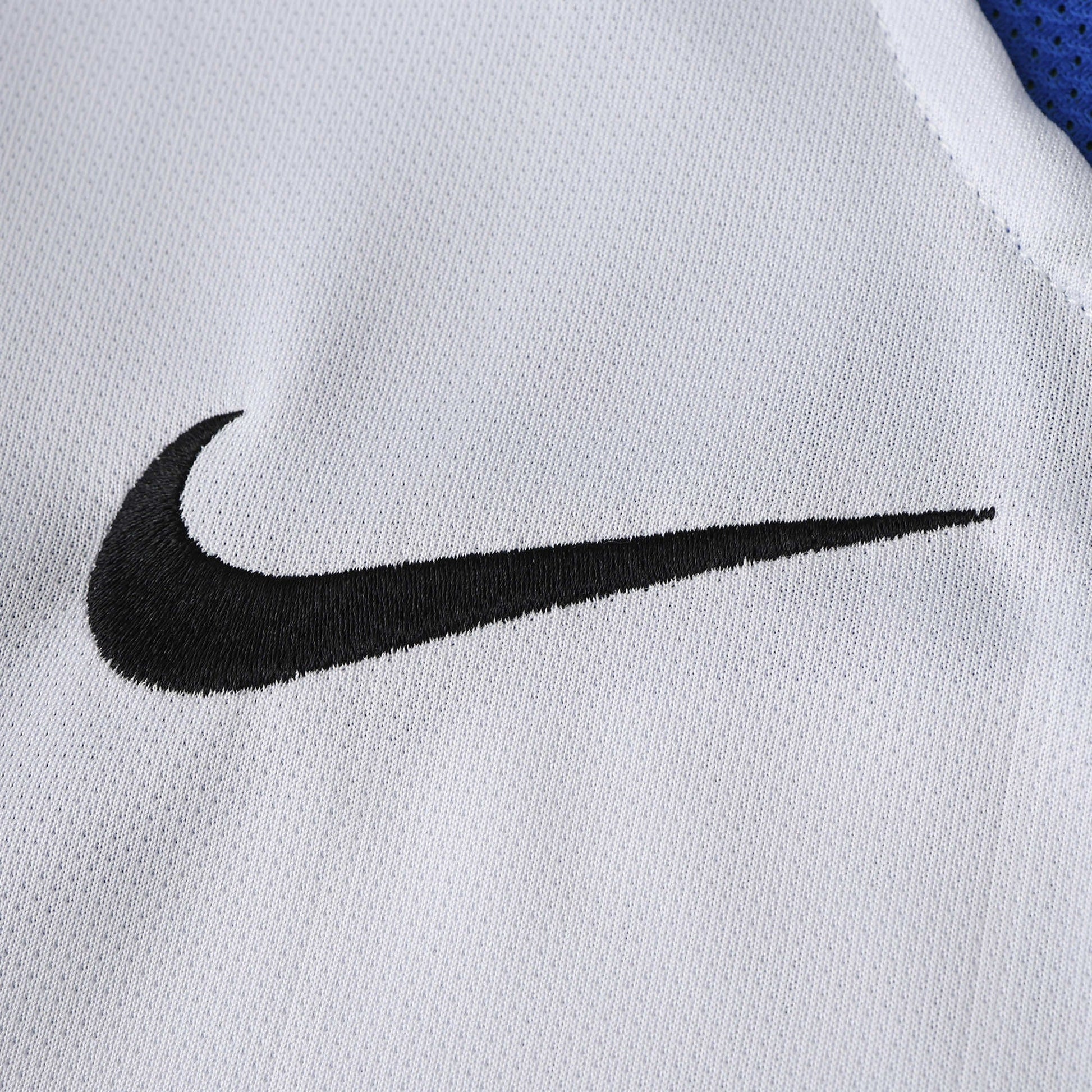 Retro Away 2004/05 Shirt
