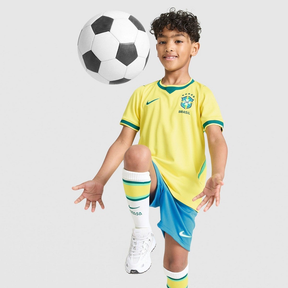 Home 26/27 Kids Shirt Kit