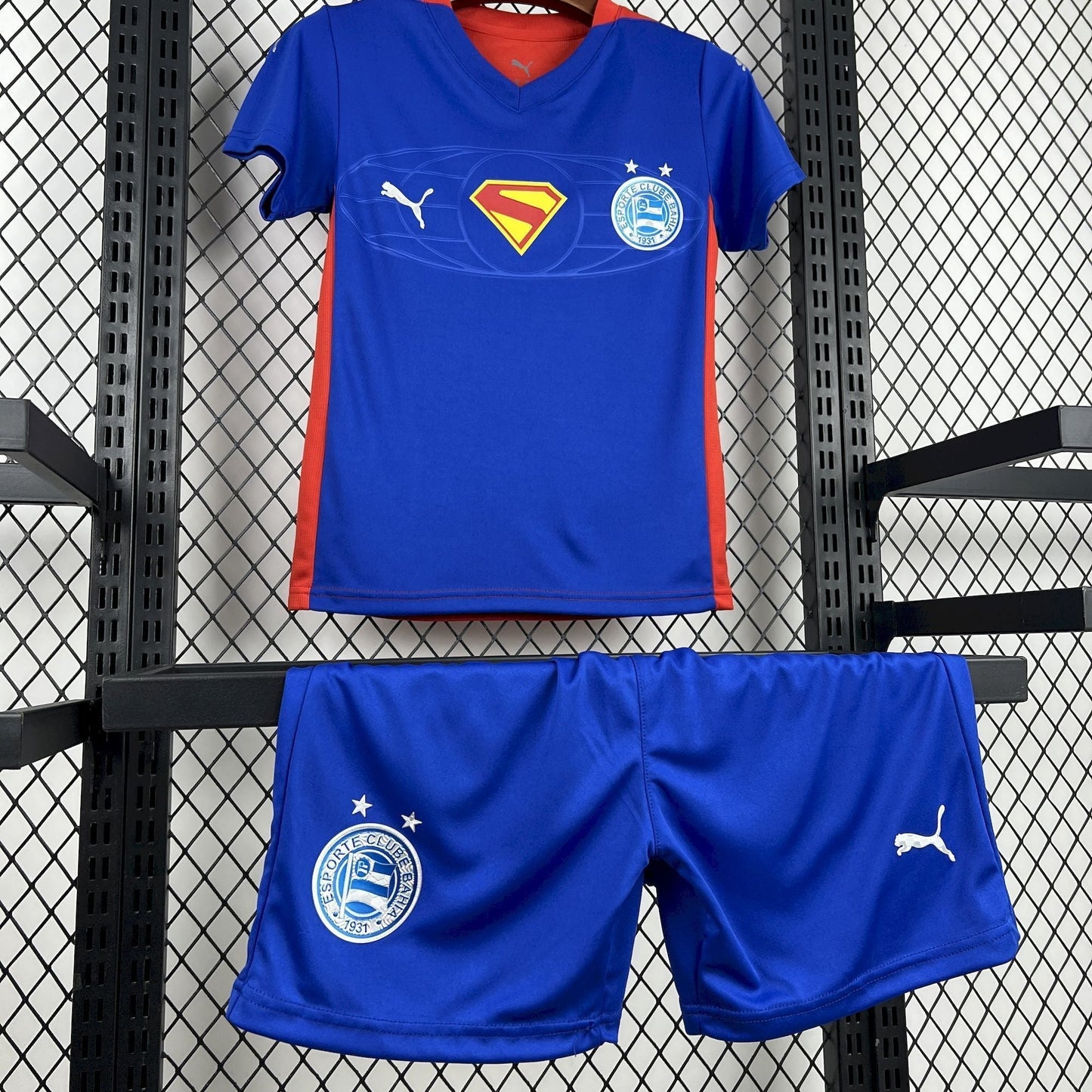 Home 25/26 Kids Kit