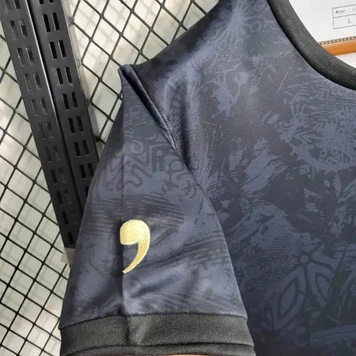 GOAT #7 - Special Edition Men’s Shirt