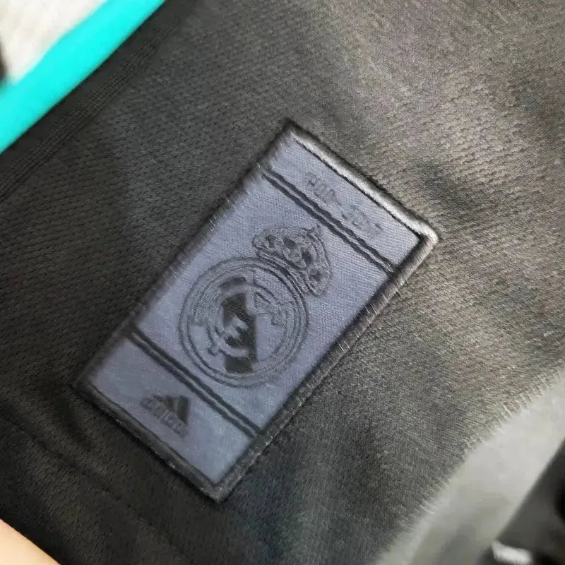 Retro Away 2017/18 Long Sleeve Shirt