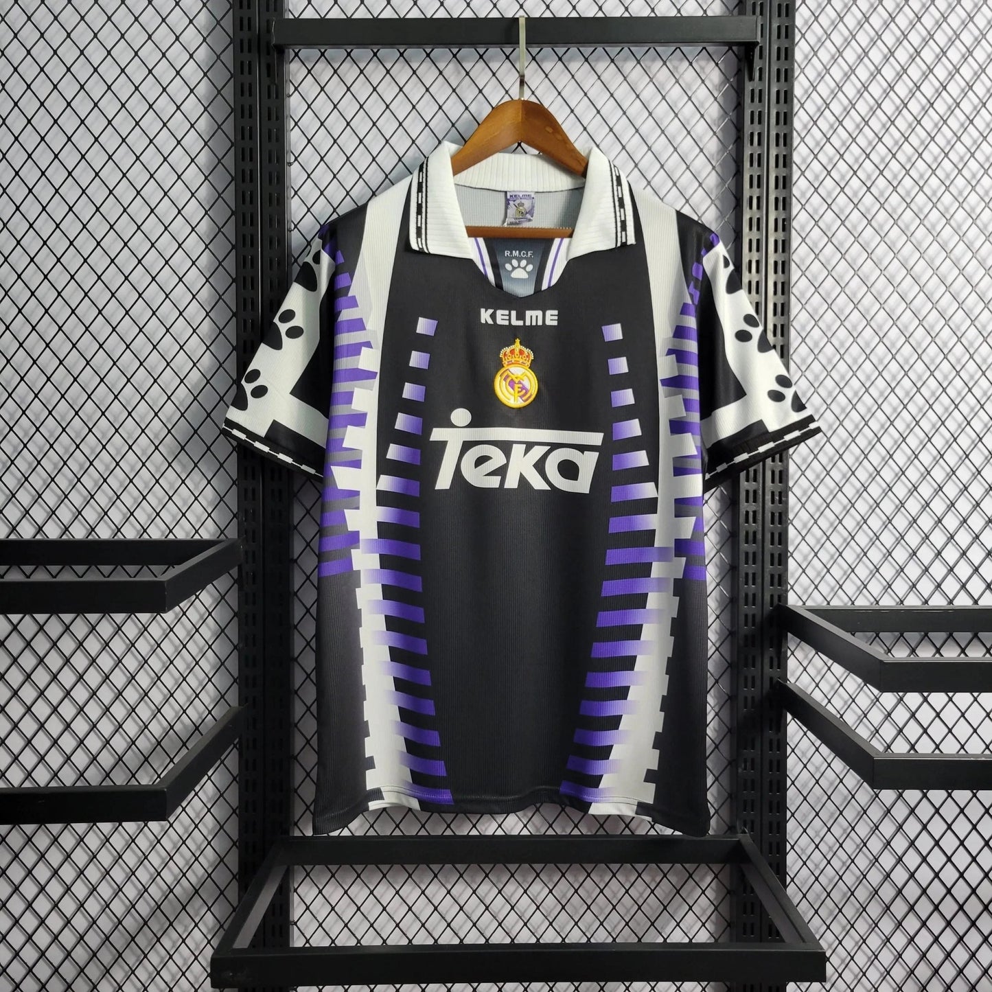 Retro Away 1997/98 Shirt