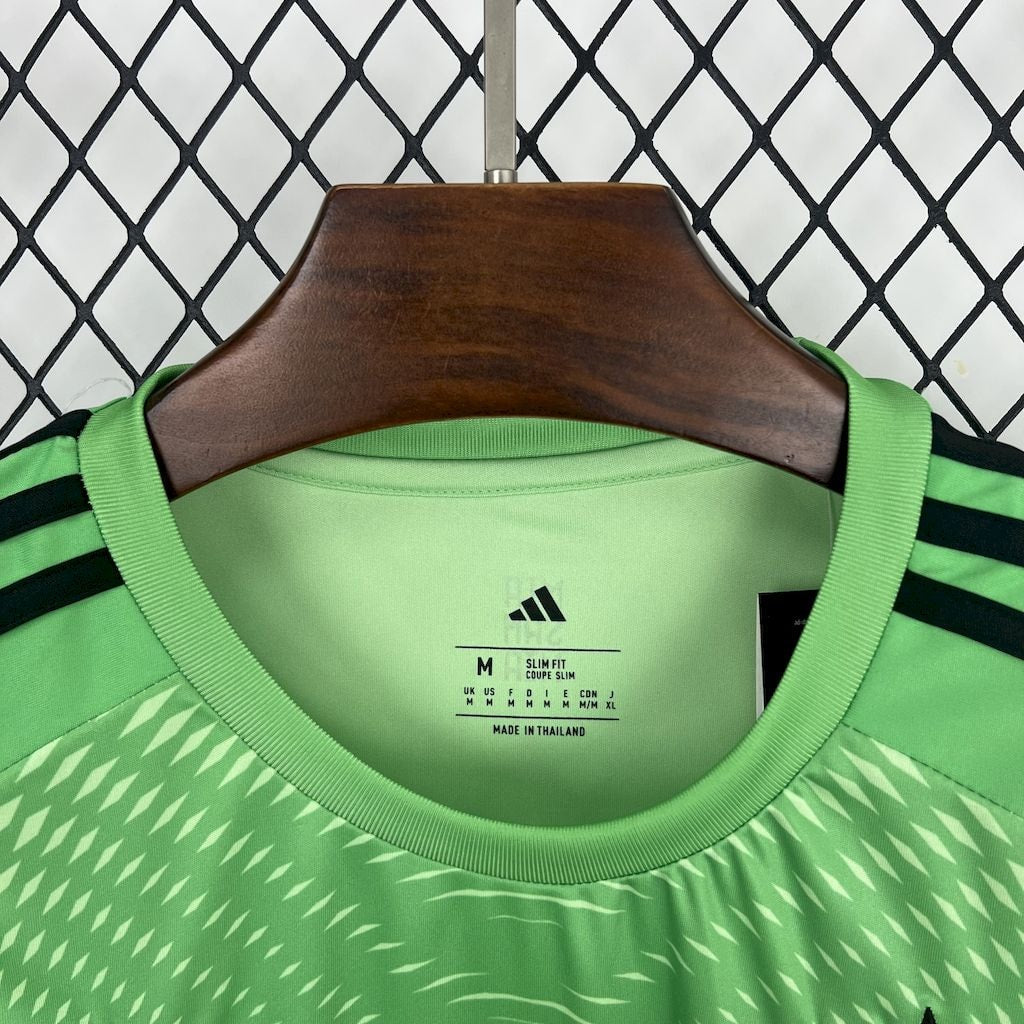 Goalkeeper 25/26 Kids Shirt Kit