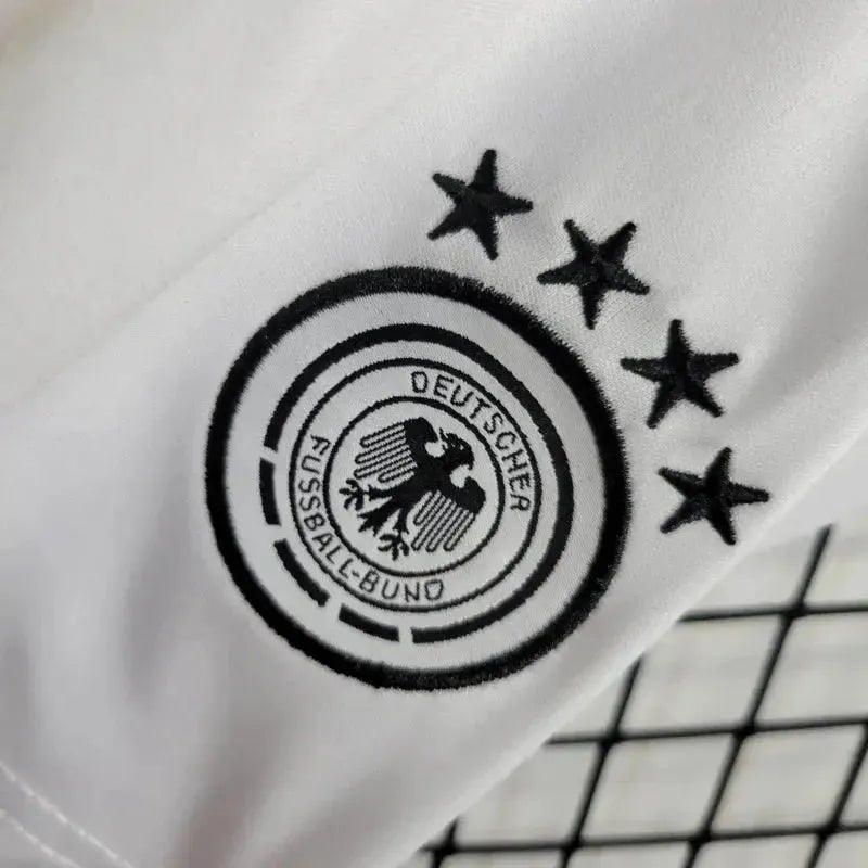 Home 24/25 Kids Shirt Kit