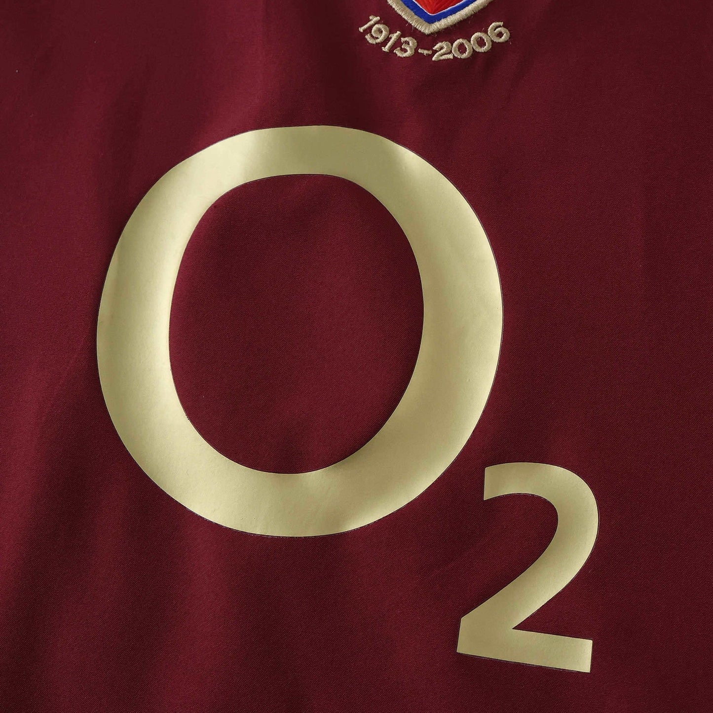 Retro Home 2005/06 Shirt