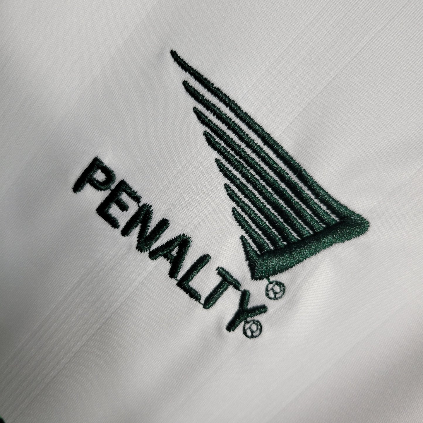 Retro 1997 Men’s Shirt