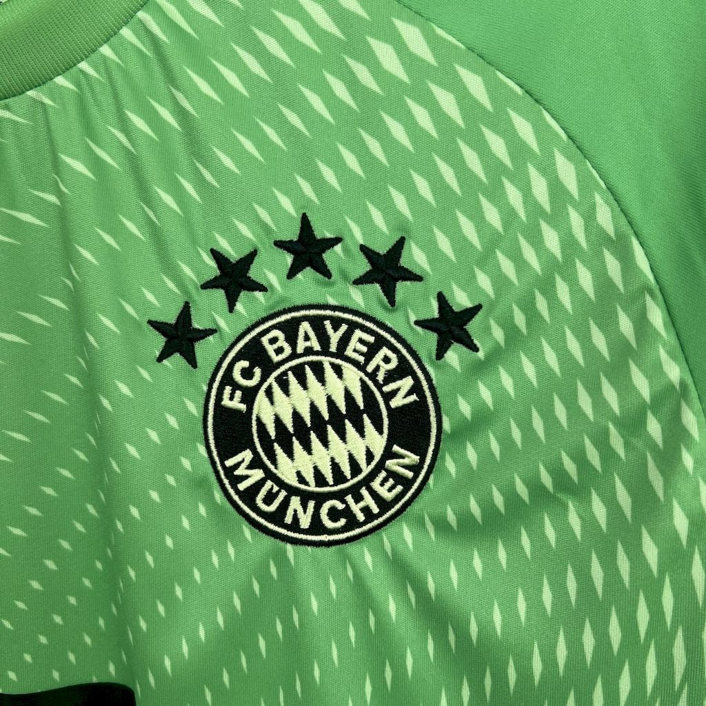 Goalkeeper 25/26 Kids Shirt Kit