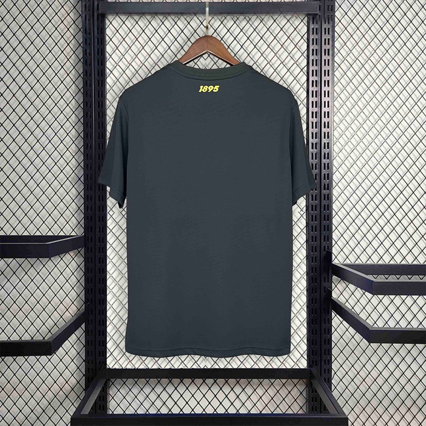 Retro 2019 Men’s Shirt