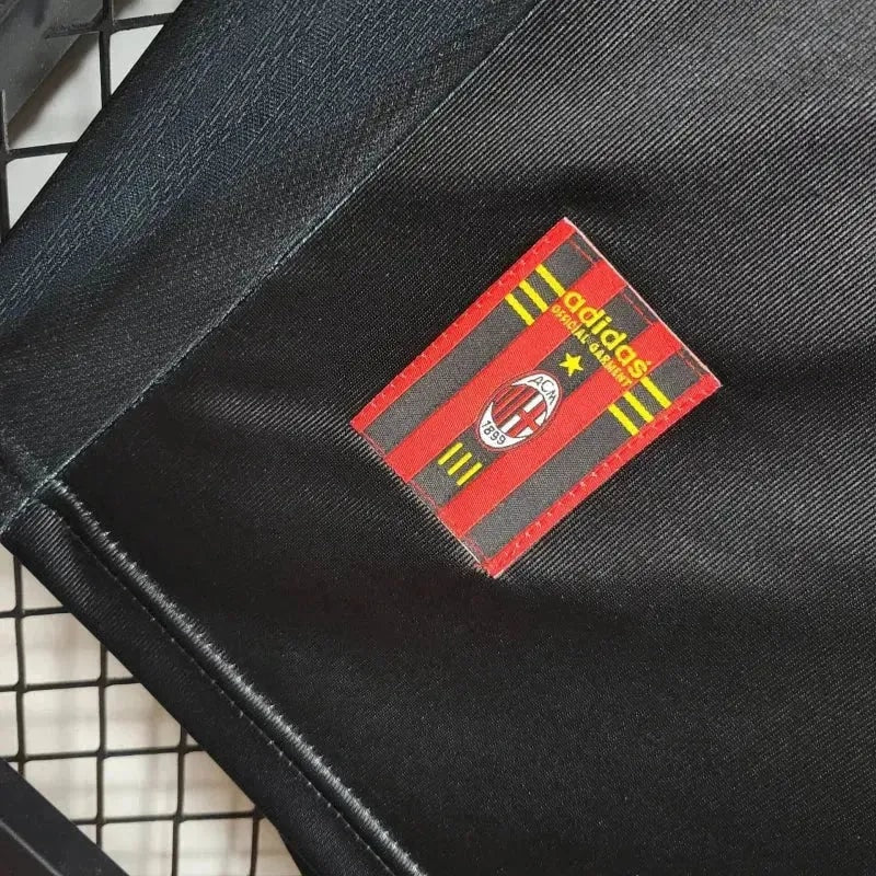 Retro Away 1998/99 Shirt