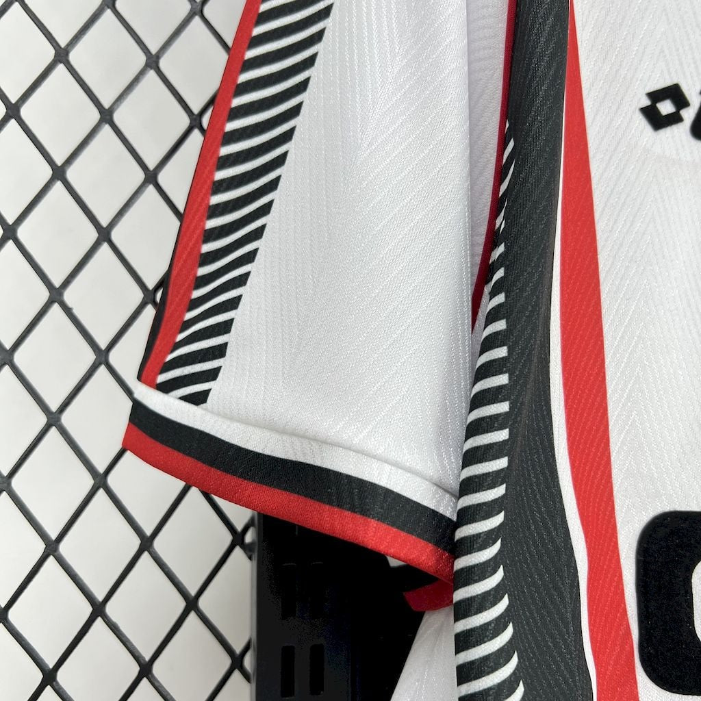 Retro Away 1997/98 Shirt