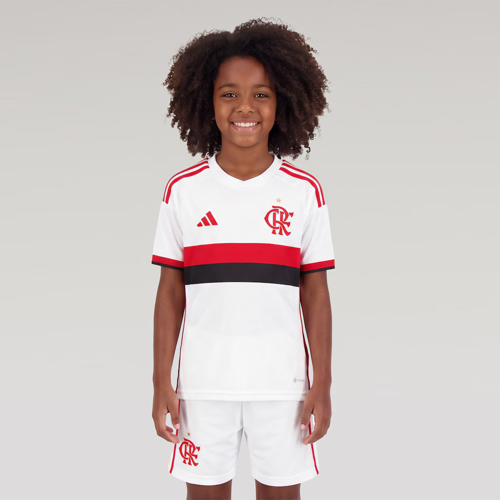 Away 2027 Kids Kit