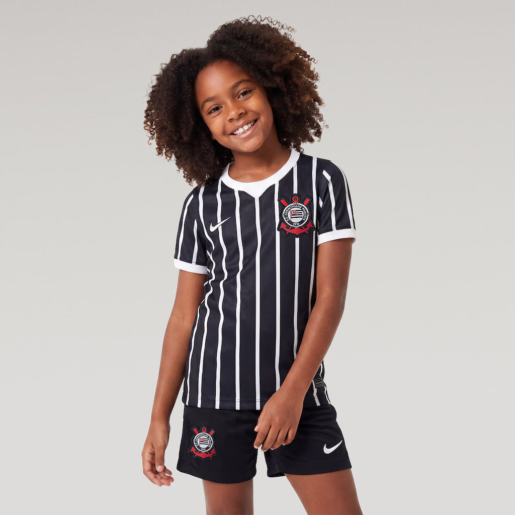 Away 2027 Kids Kit