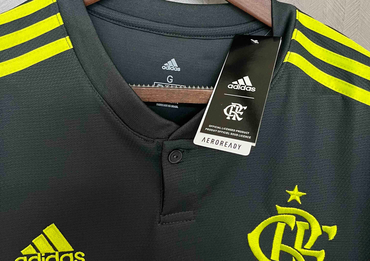 Retro 2019 Men’s Shirt